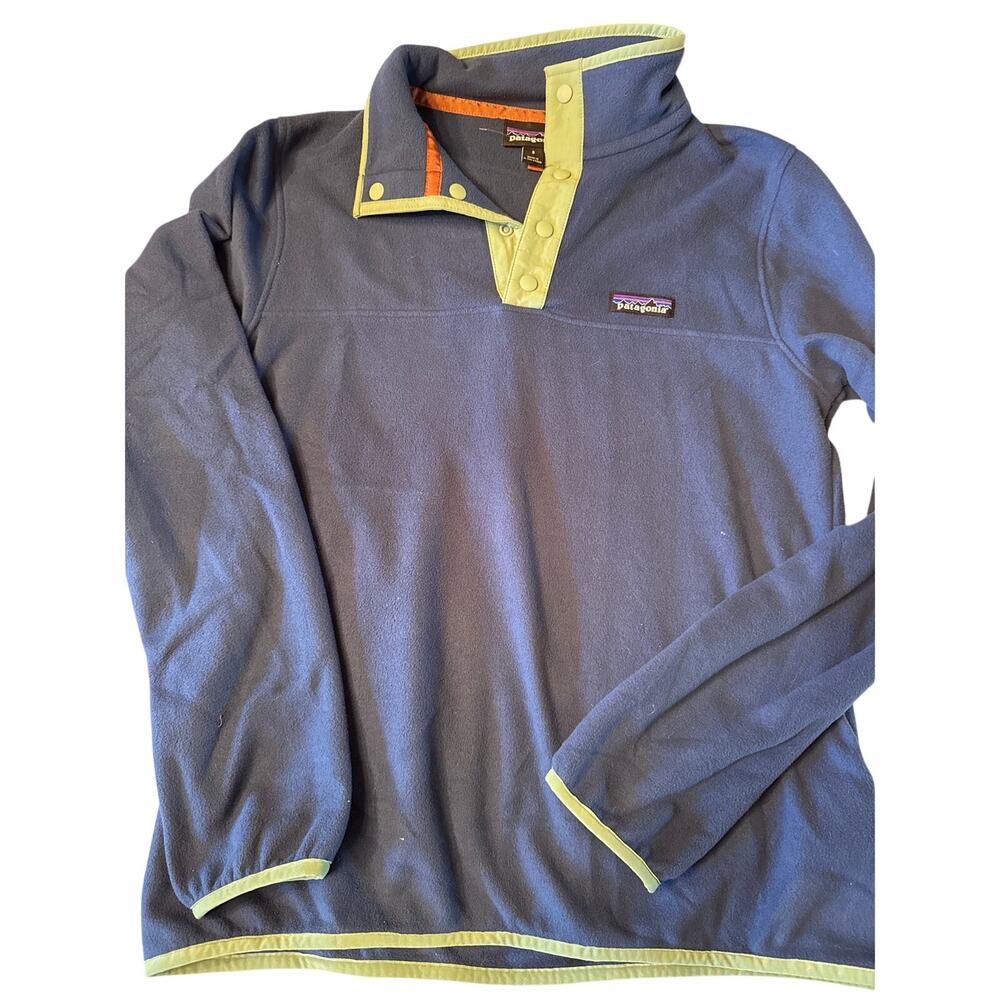 PATAGONIA pullover - size SMALL